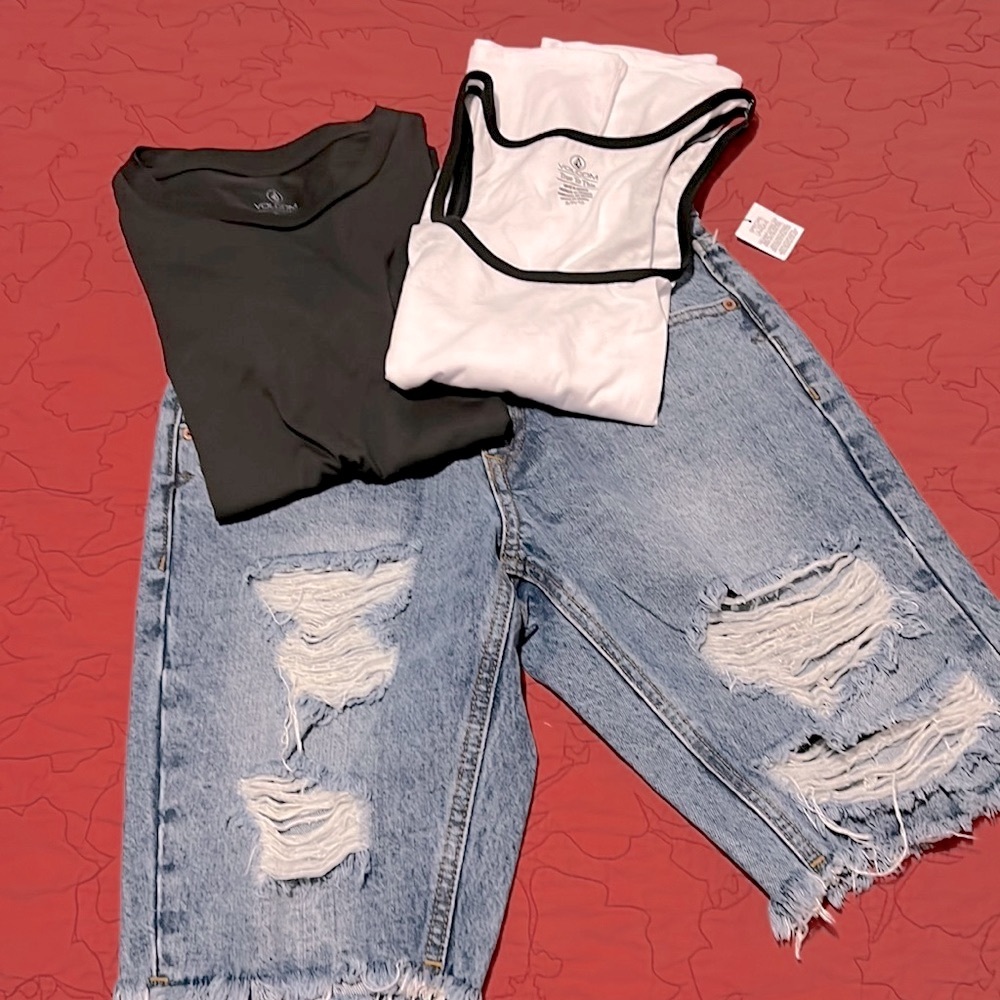 Volcom nw/andw/o tags package.